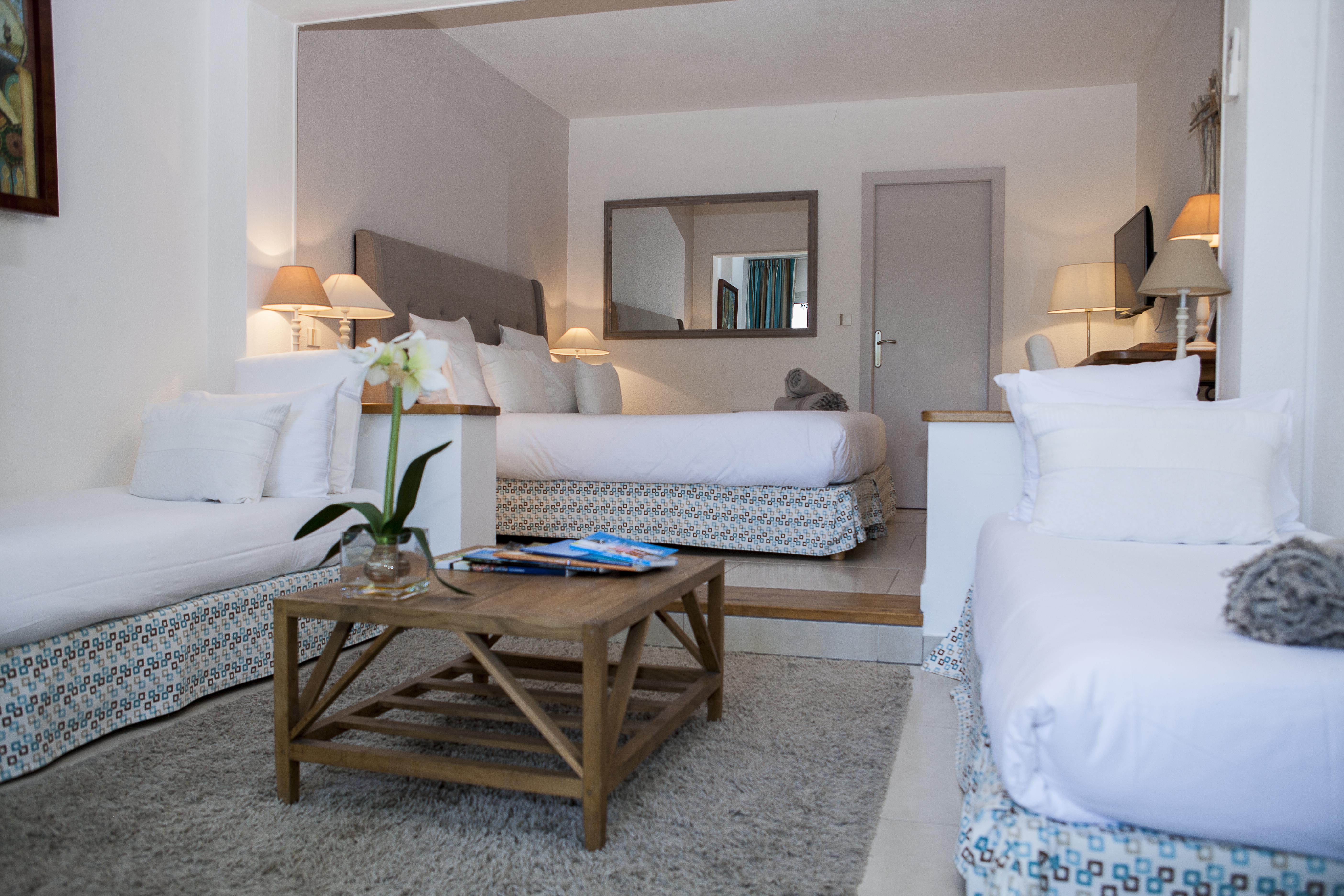 Hotel Font Mourier Cogolin Εξωτερικό φωτογραφία