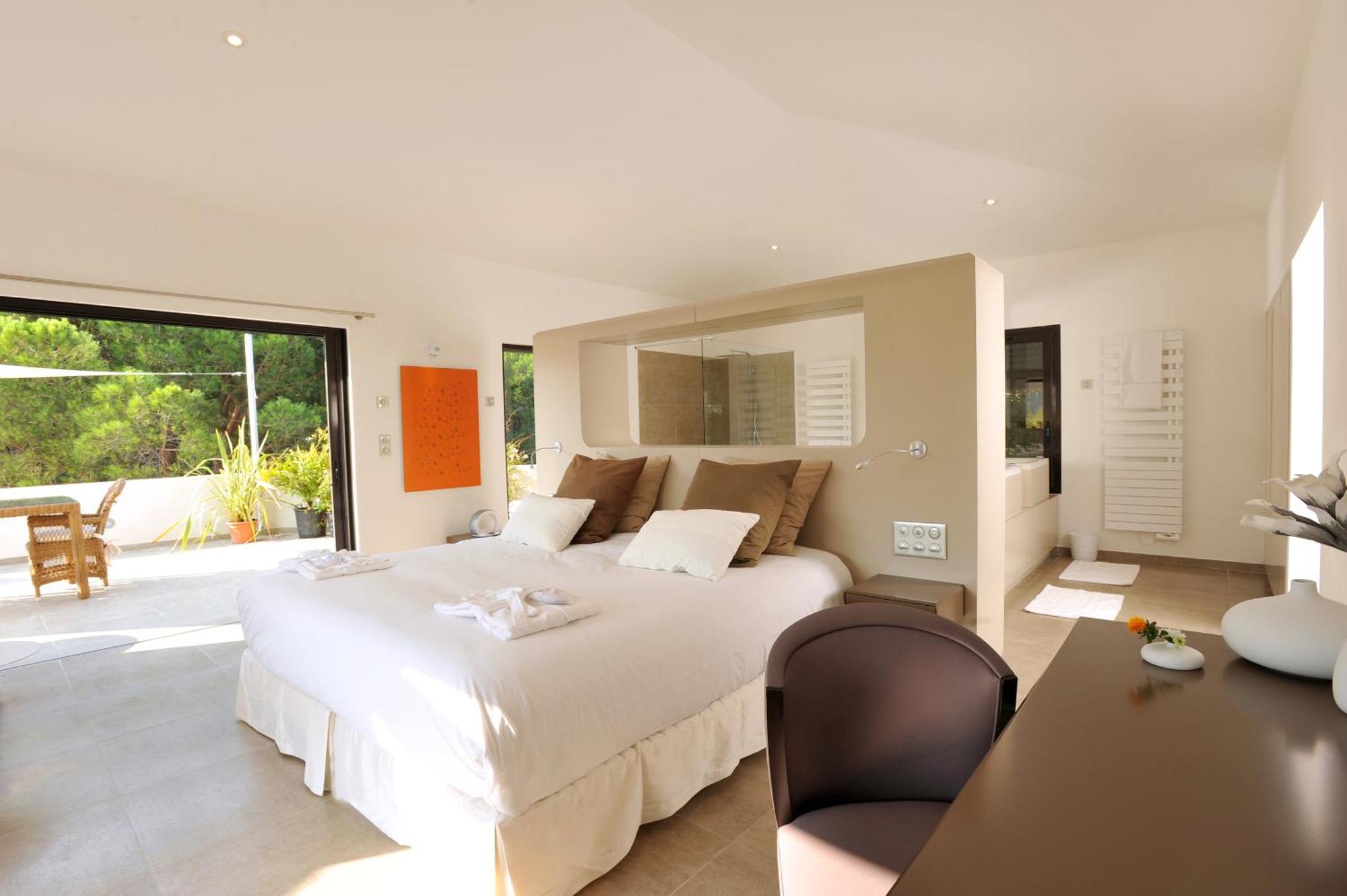 Hotel Font Mourier Cogolin Εξωτερικό φωτογραφία
