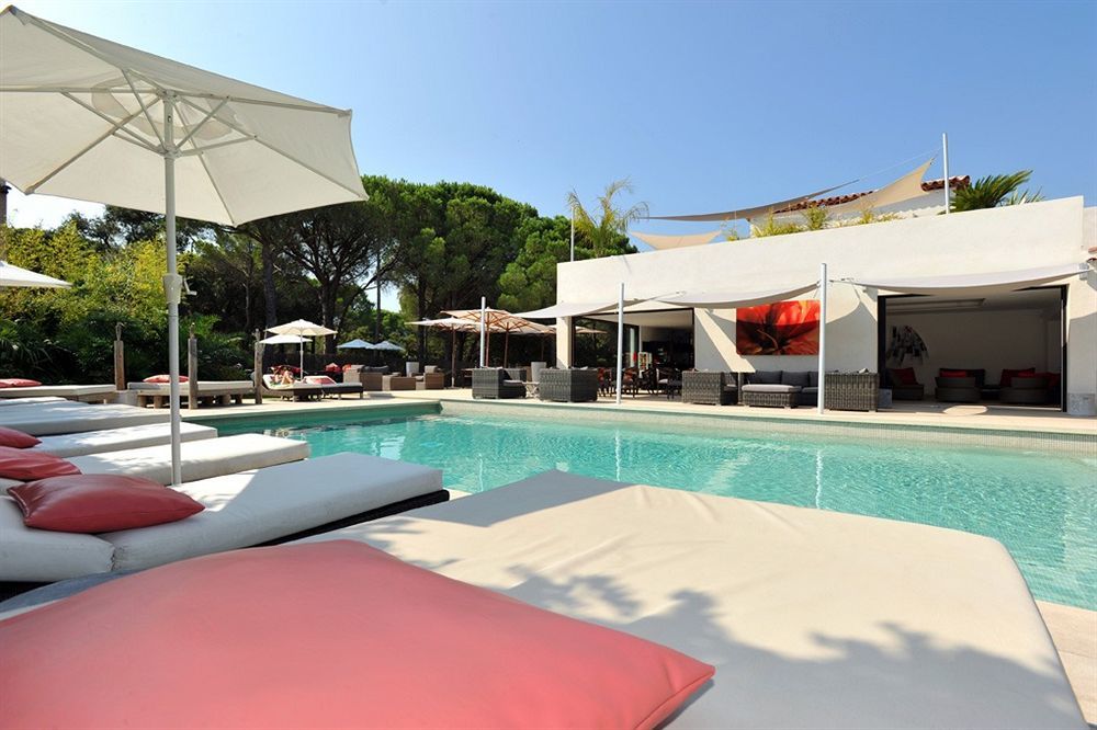 Hotel Font Mourier Cogolin Εξωτερικό φωτογραφία